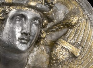 Тракийското съкровище от Равногор – с уникален по форма и украса начелник